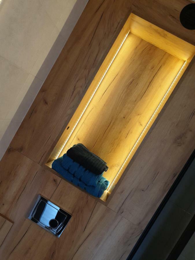 Vistula Two-Bedroom Apartment Płock Esterno foto